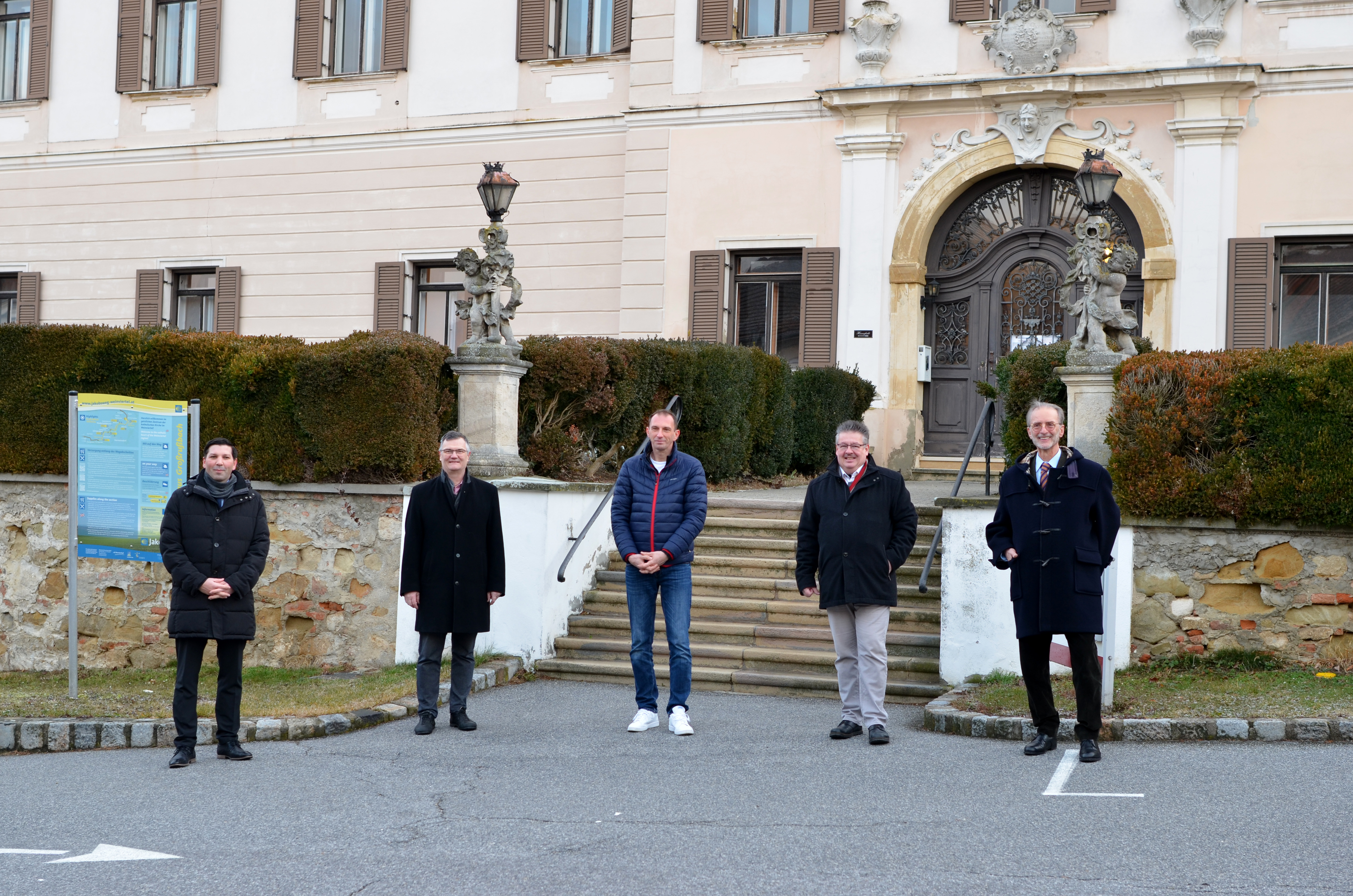 Schloss Großrußbach wird verkauft