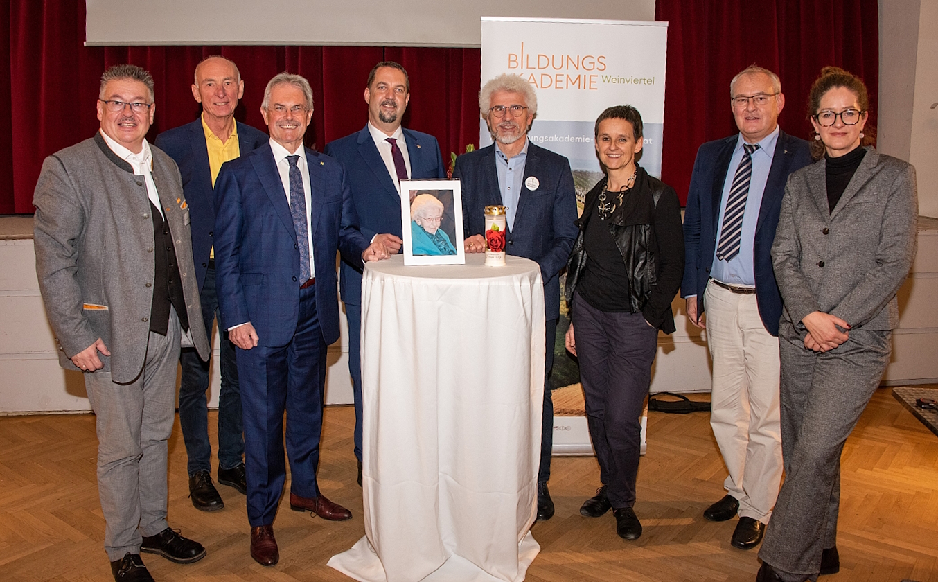 Zum 100. Geburtstag von Maria Loley, Tagung in Poysdorf, Referent/innen u. Ehrengäste